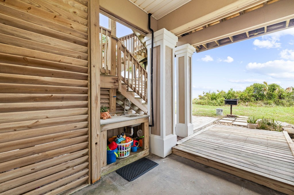 1716 Magnolia Road St. George Island, FL 32328 - Photo 52 of 65