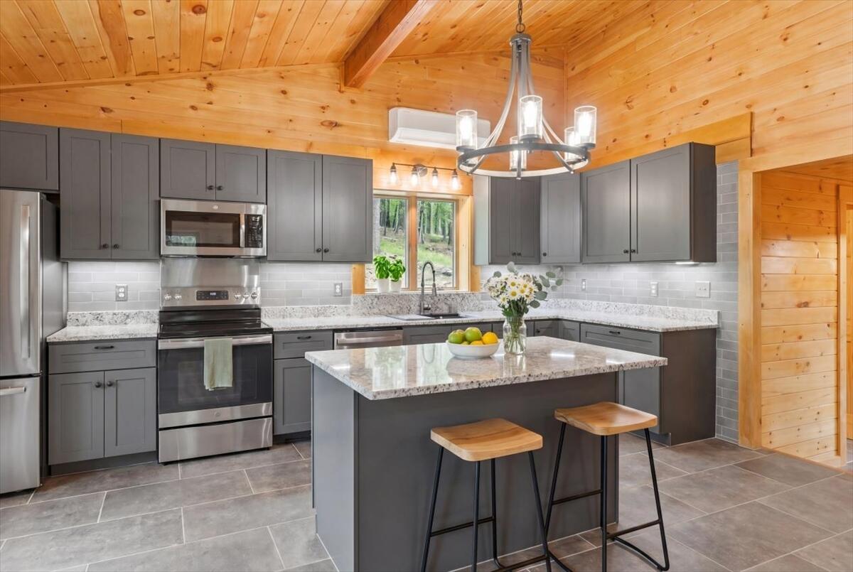 203 Belgrade Road Oakland, ME 04963 - Photo 4 of 78 47-DSC06484