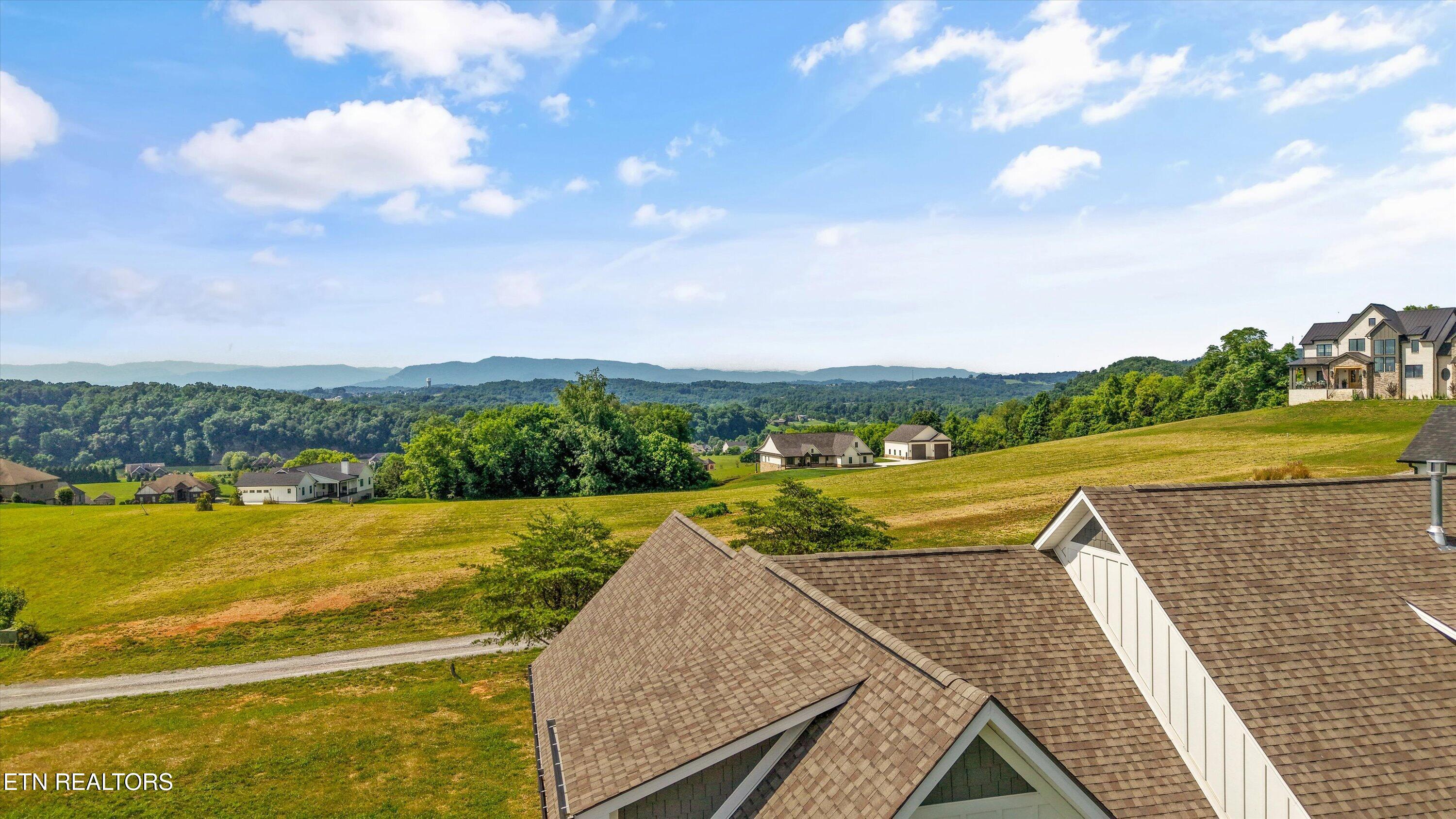 2609 Clyde Ed Road Kodak, TN 37764 - Photo 11 of 58 01-2609 Clyde Ed Rd 01