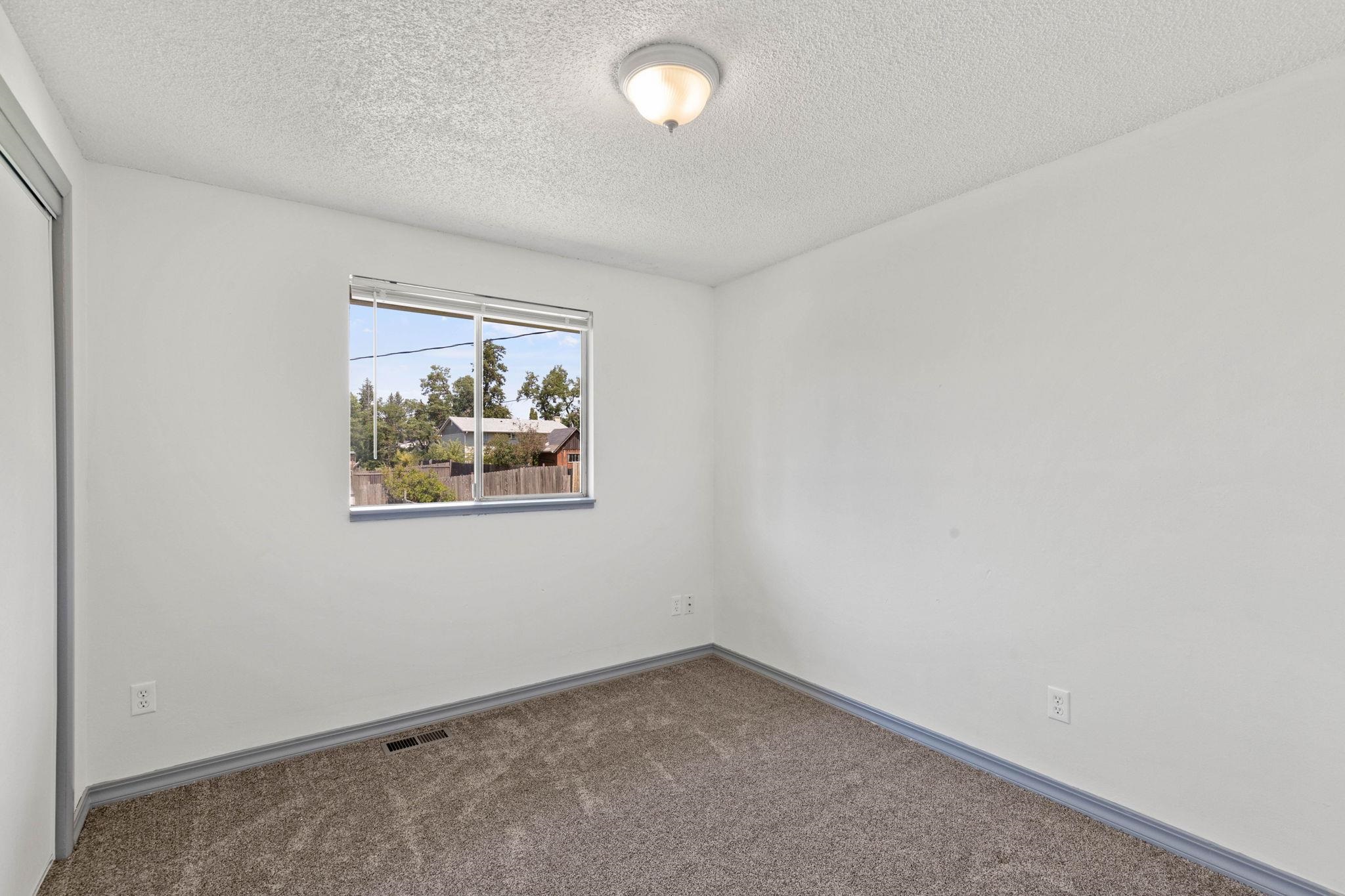 12926 West 6th Avenue Cheney, WA 99004 - Photo 13 of 31