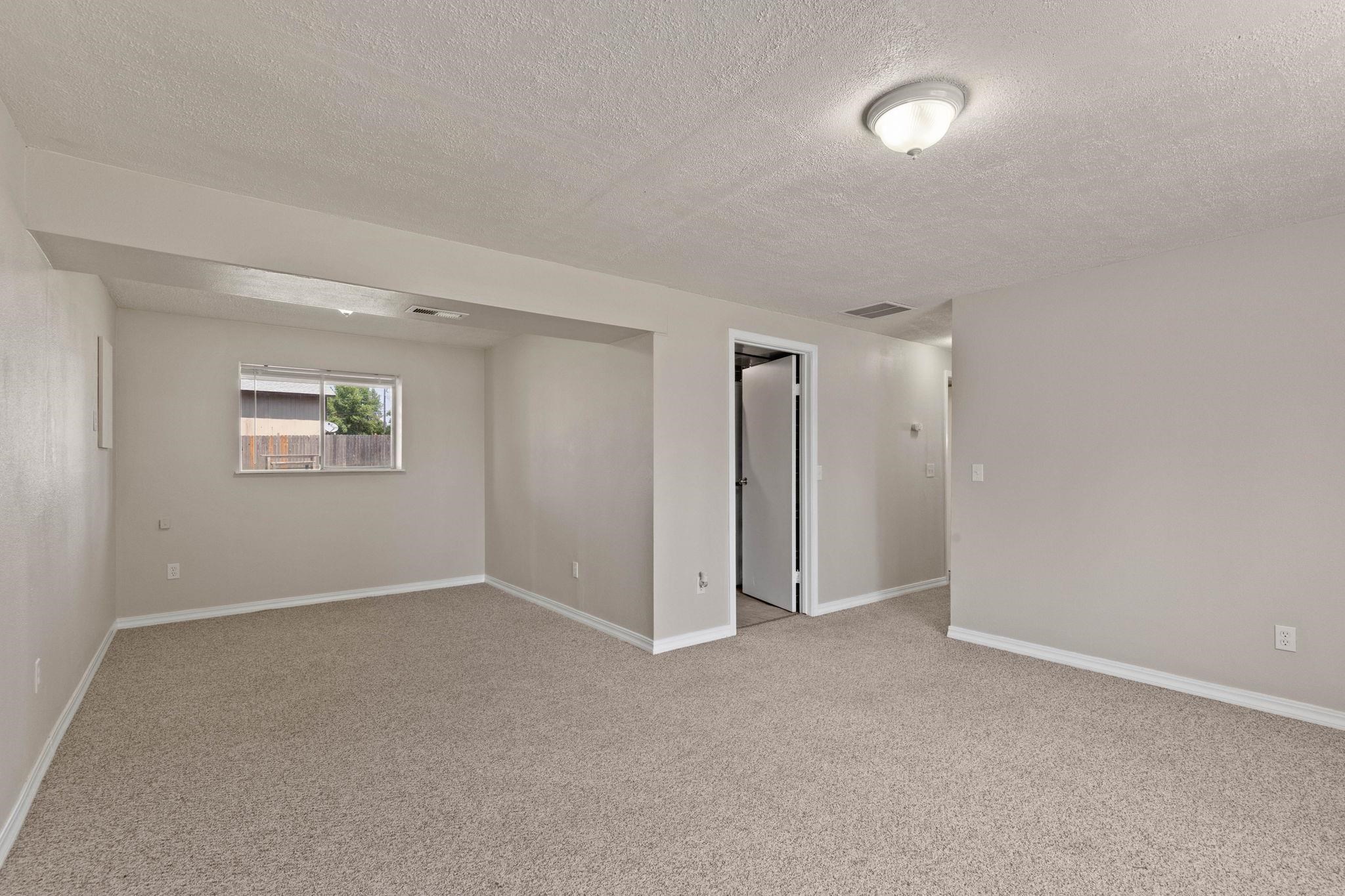 12926 West 6th Avenue Cheney, WA 99004 - Photo 15 of 31