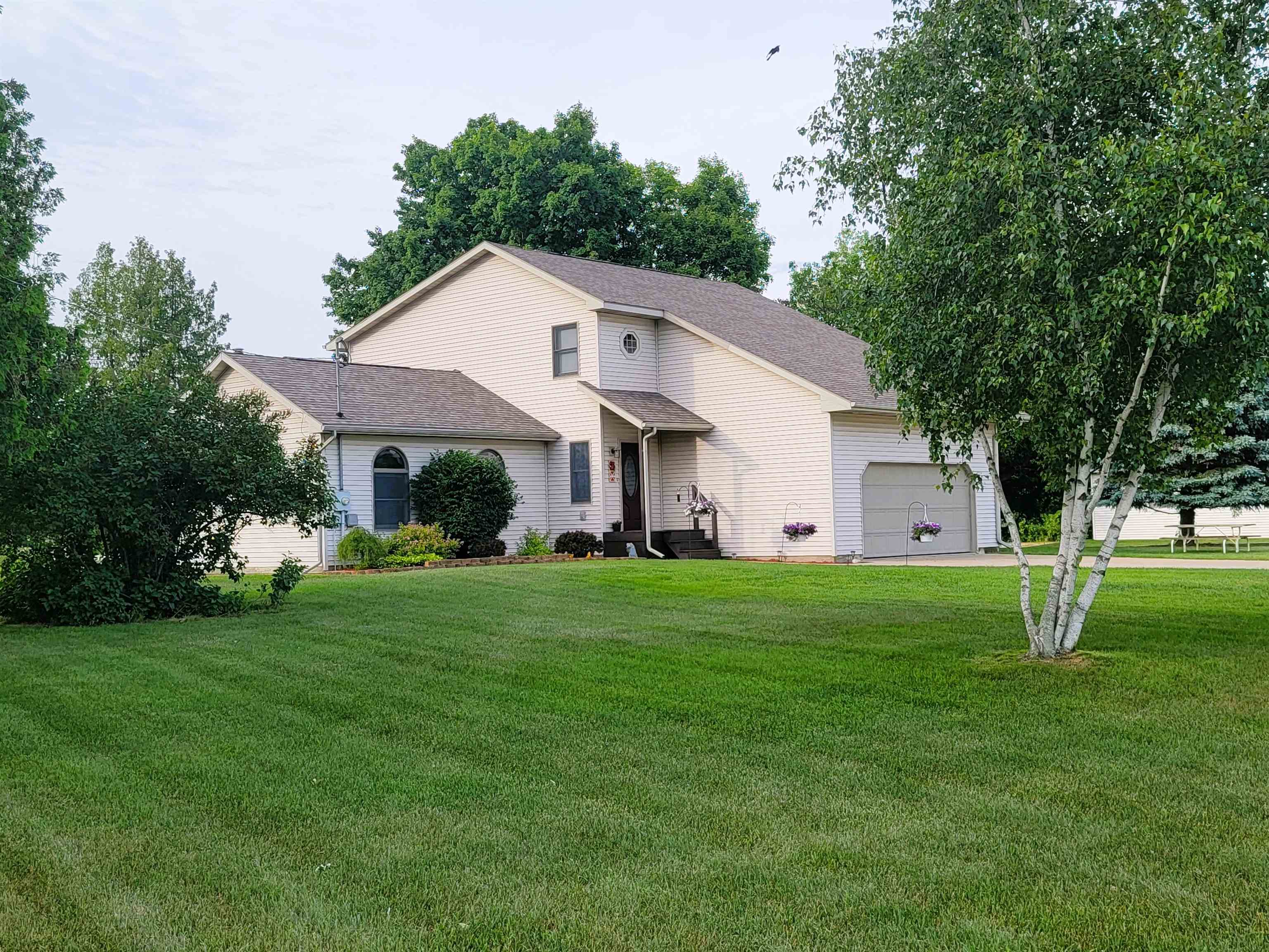 4815 East Washington Road Clare, MI 48617 - Photo 1 of 43 1903120.JPG