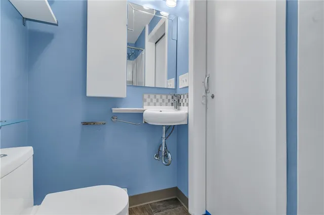 $424,900 | 43 Esquire Avenue, Warwick, RI 02889