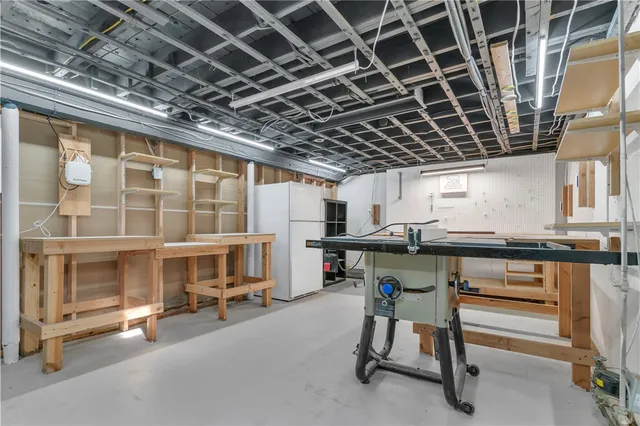 $424,900 | 43 Esquire Avenue, Warwick, RI 02889