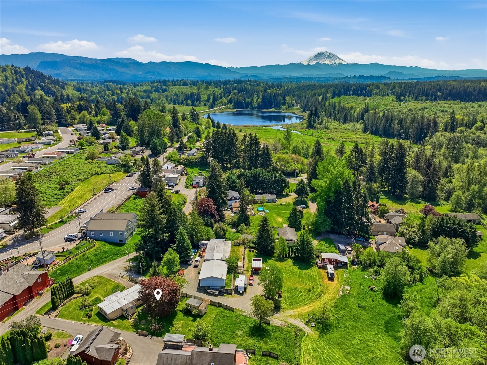 32711 Commission Avenue Black Diamond, WA 98010 - Photo 26 of 34 an aerial view of multiple house