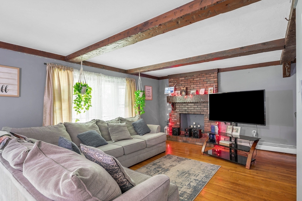 76 Maple Street Methuen, MA 01844 - Photo 4 of 15