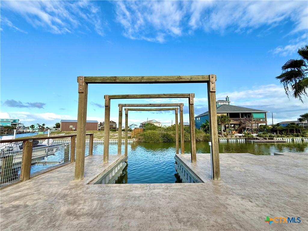 127 Copano Cove Road Rockport, TX 78382 - Photo 8 of 28