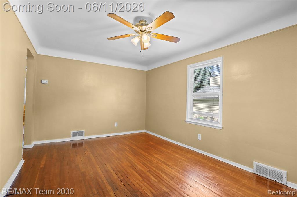 3130 Chestnut Street Dearborn, MI 48124 - Photo 13 of 30