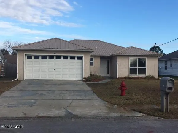 $1,600 | 706 Crews Drive, Panama City, FL 32404