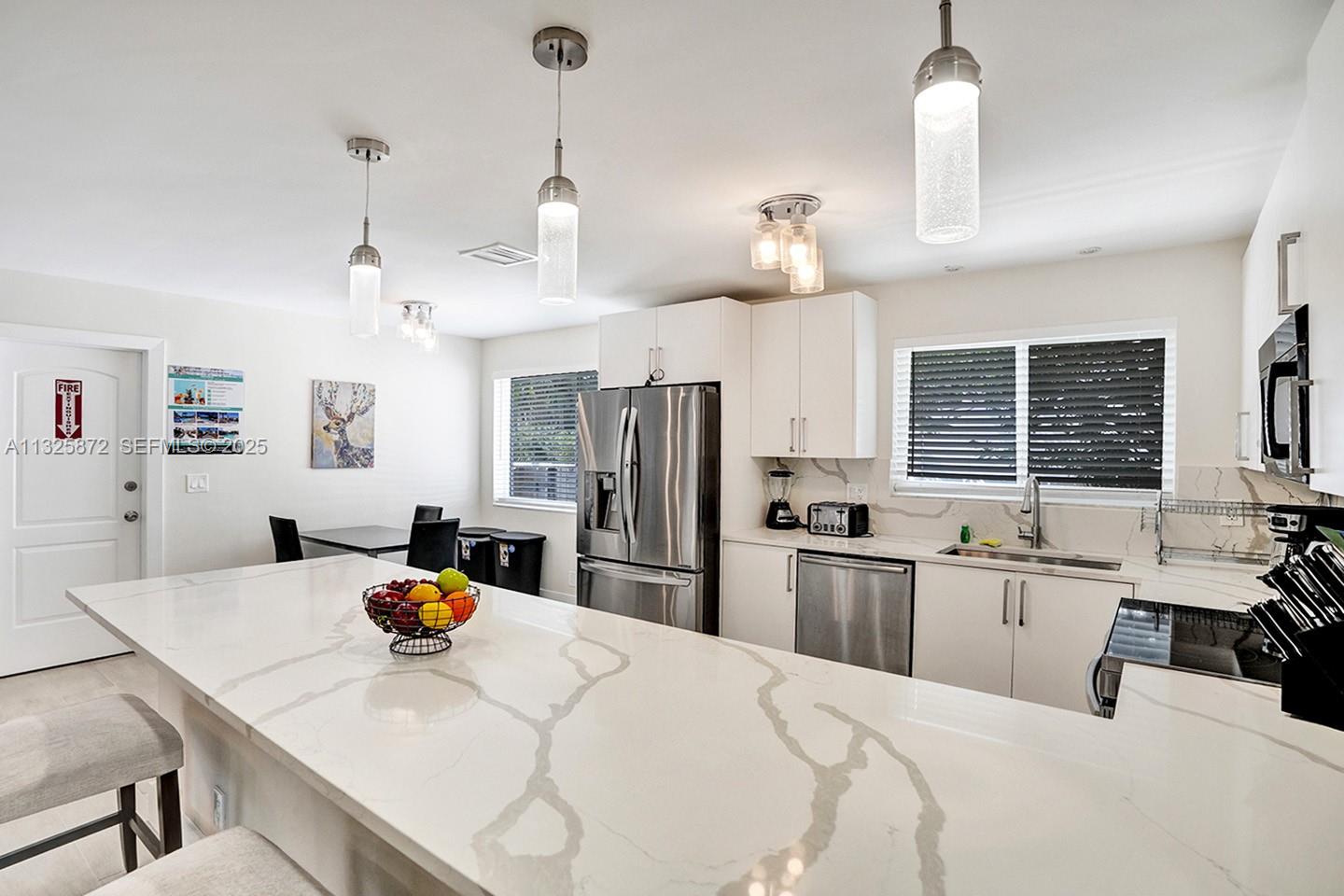 1018 Adams Street Hollywood, FL 33019 - Photo 13 of 47