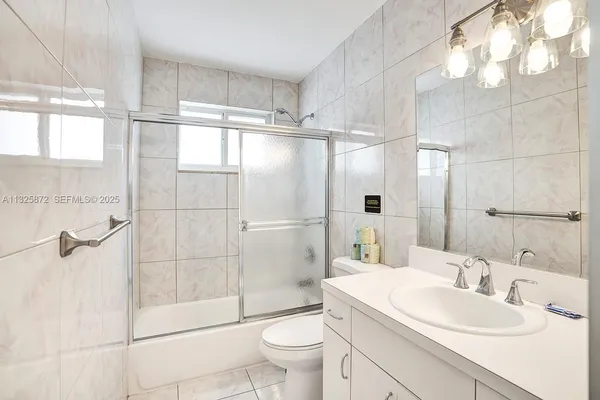 $9,000 | 1018 Adams Street, Hollywood, FL 33019
