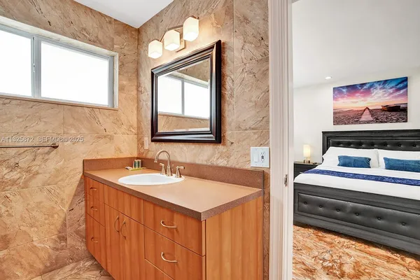 $9,000 | 1018 Adams Street, Hollywood, FL 33019