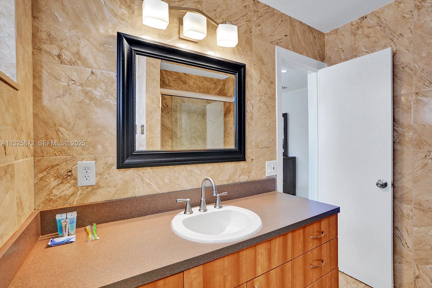 1018 Adams Street Hollywood, FL 33019 - Photo 39 of 47