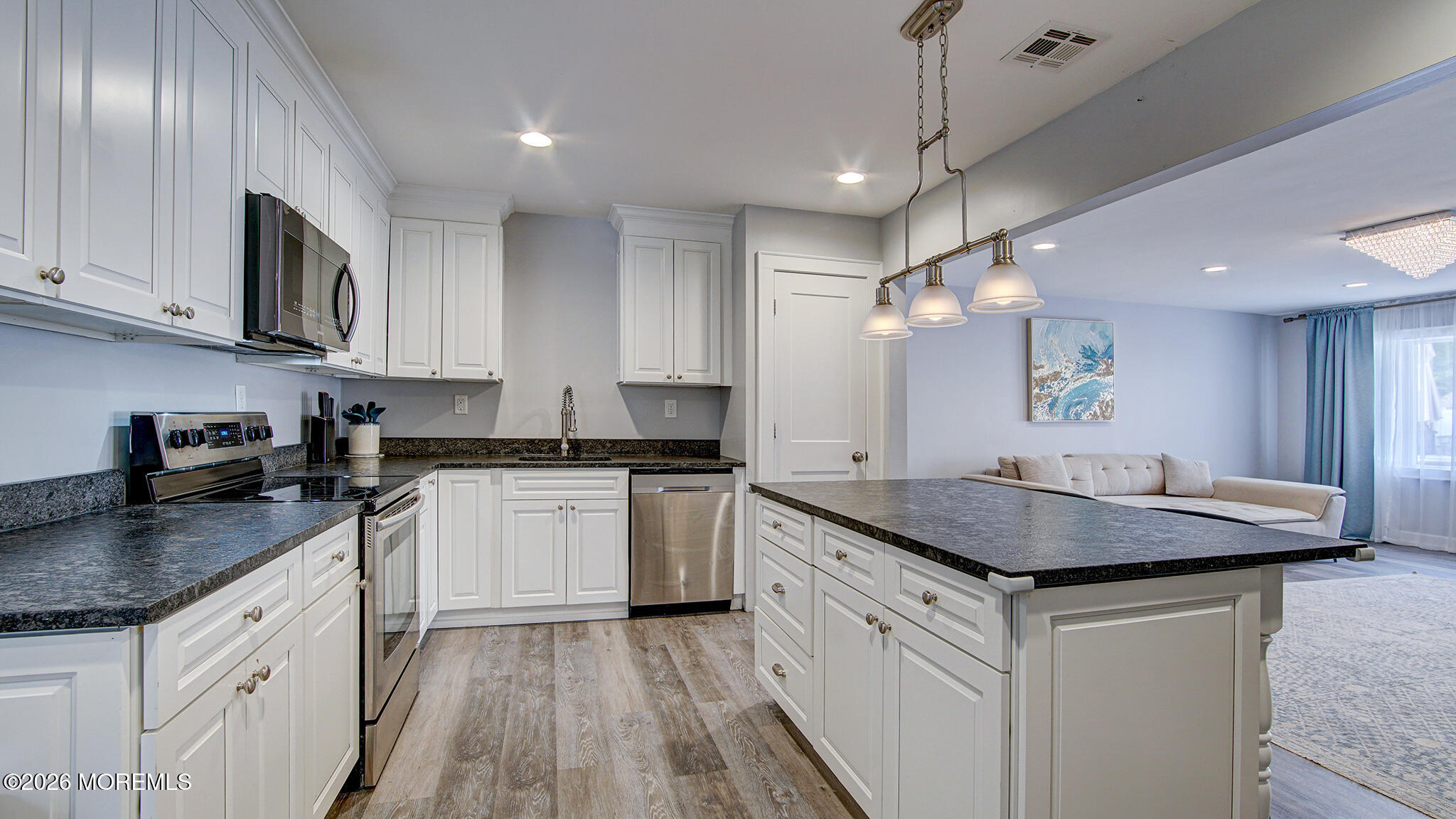 107 Monmouth Road Monroe Township, NJ 08831 - Photo 19 of 42 DSC06774And8more