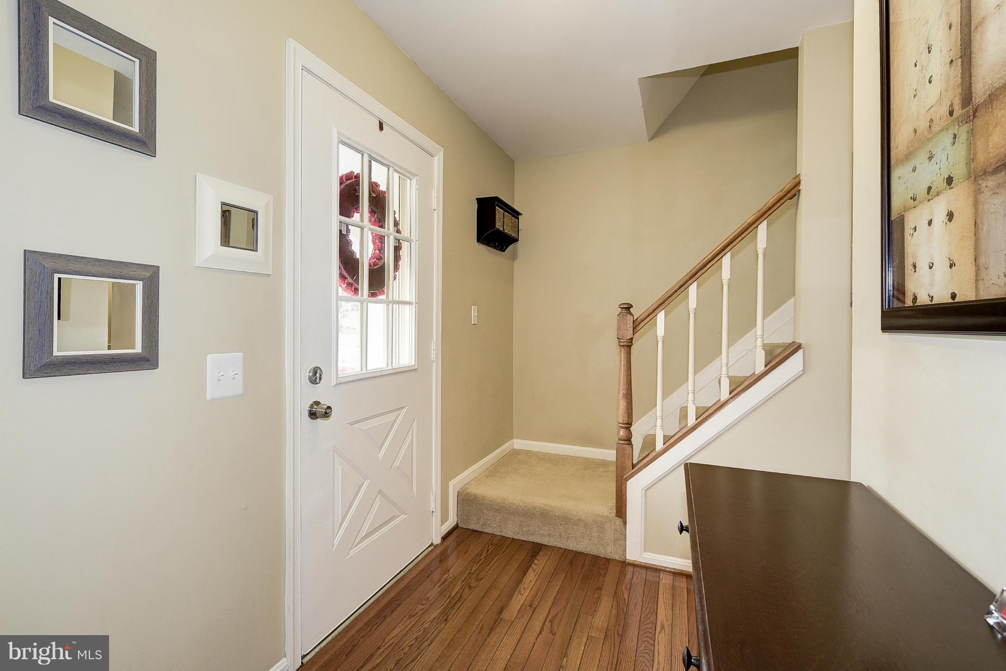 321 Lyric Lane Silver Spring, MD 20901 - Photo 12 of 30 Front Entrance/Foyer