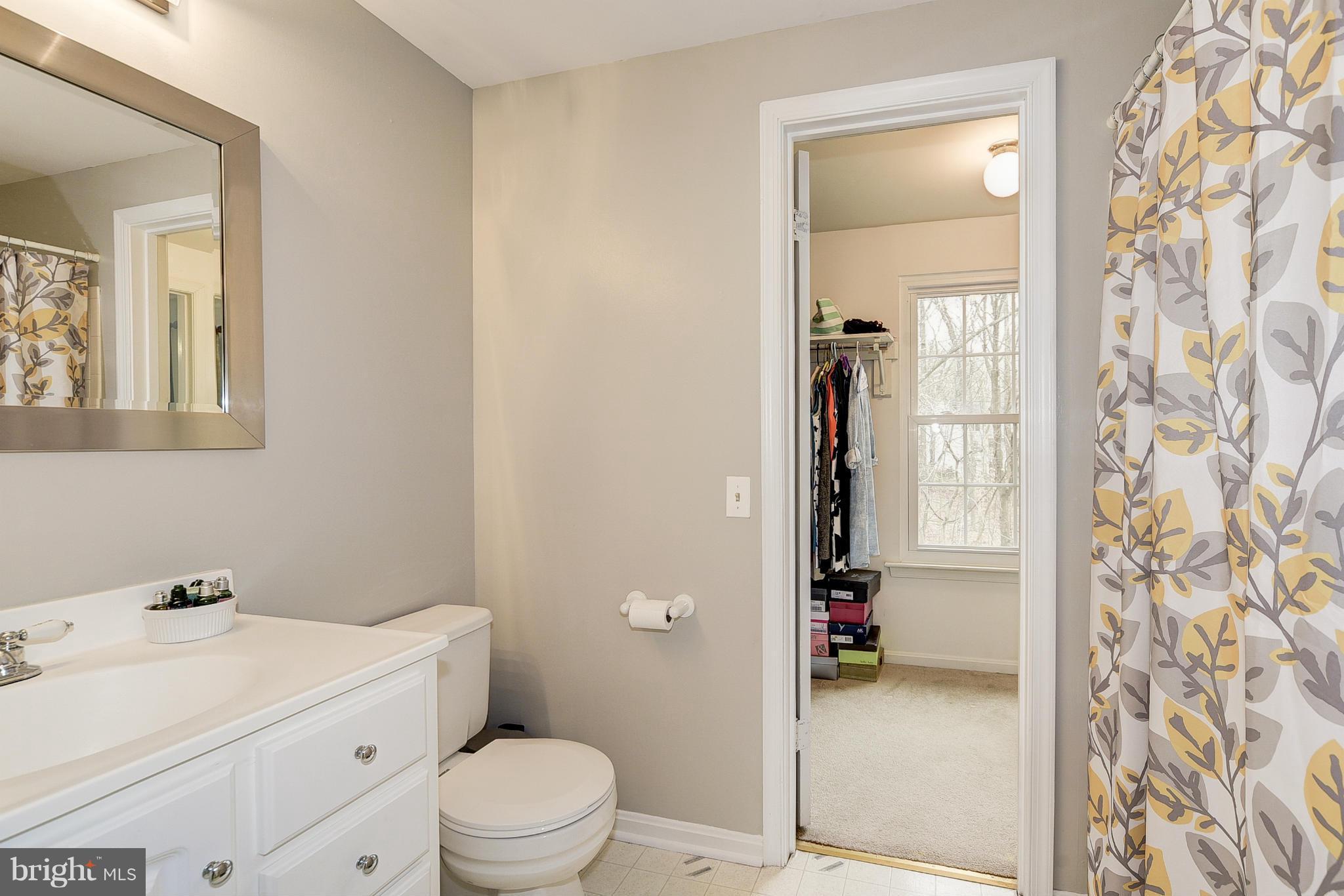321 Lyric Lane Silver Spring, MD 20901 - Photo 18 of 30 Upstairs bathroom - freshly painted
