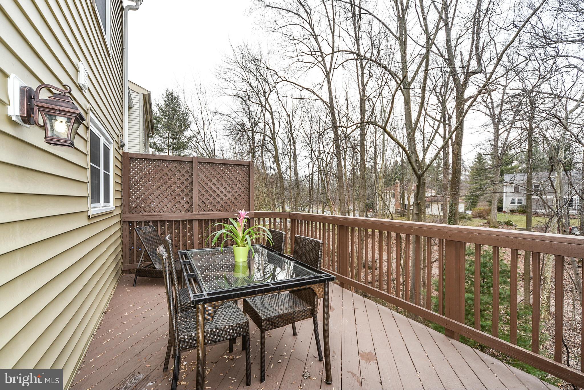 321 Lyric Lane Silver Spring, MD 20901 - Photo 7 of 30 Main level deck: all furniture/grill conveys!
