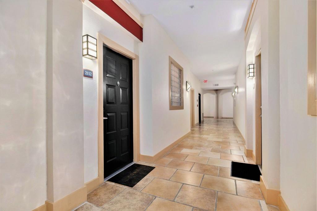 10 Perimeter Summit Boulevard, Unit 2112 Atlanta, GA 30319 - Photo 8 of 40 a view of a hallway