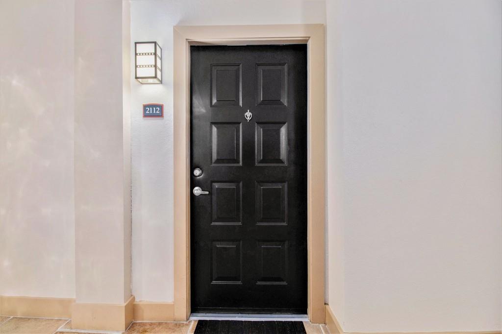 10 Perimeter Summit Boulevard, Unit 2112 Atlanta, GA 30319 - Photo 9 of 40 a view of a wooden door