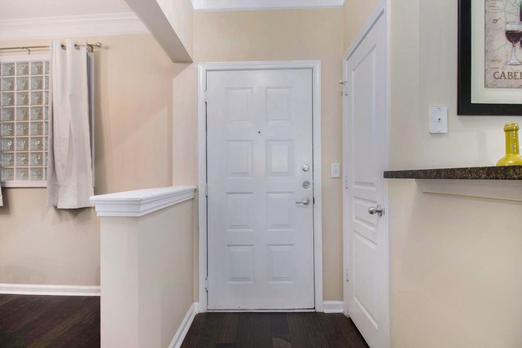 10 Perimeter Summit Boulevard, Unit 2112 Atlanta, GA 30319 - Photo 10 of 40 a view of walk in closet