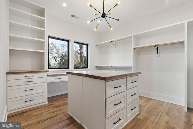 $3,175,777 | 6258 North Kensington Street, McLean, VA 22101