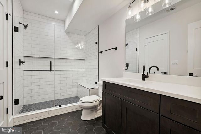 $3,175,777 | 6258 North Kensington Street, McLean, VA 22101