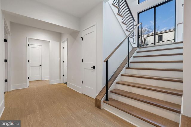 $3,175,777 | 6258 North Kensington Street, McLean, VA 22101