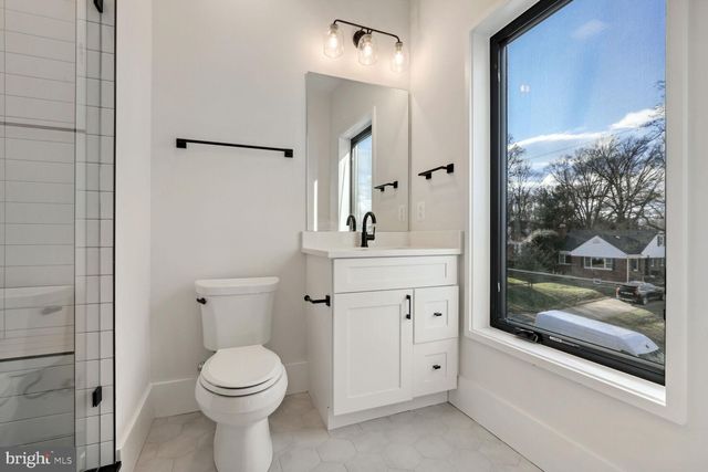 $3,175,777 | 6258 North Kensington Street, McLean, VA 22101