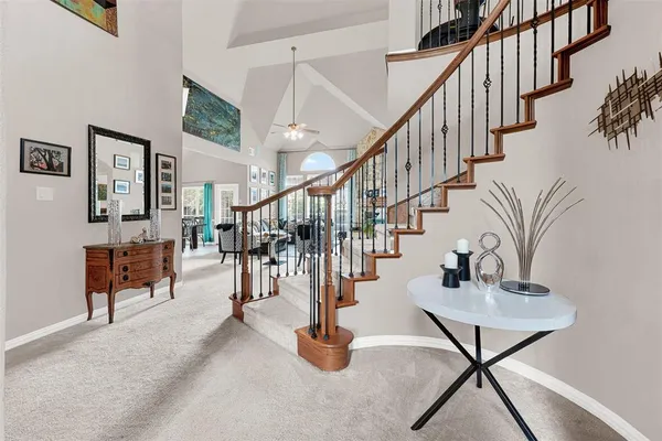 a view of entryway and hall