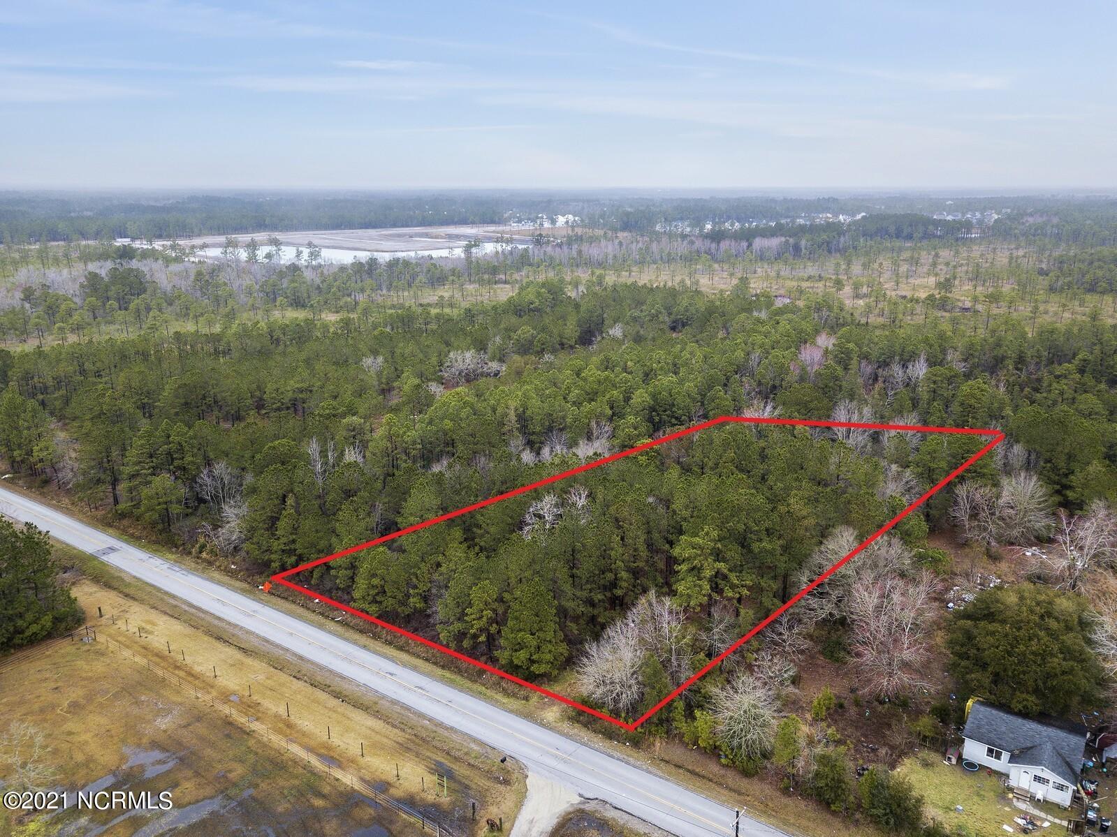 Any lines shown are approximate boundaries and should be verified by a buyer prior to closing.