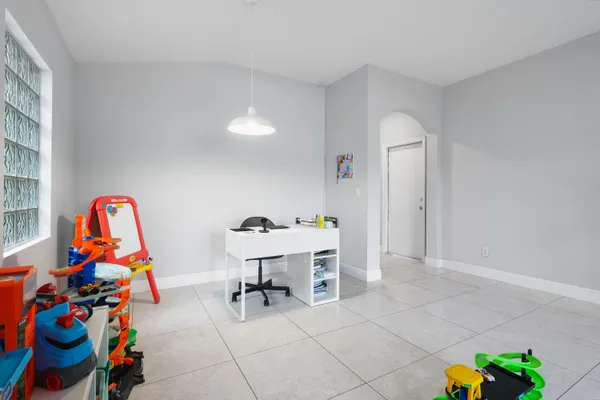 $3,200 | 6791 Lantern Key Drive, Lake Worth, FL 33463