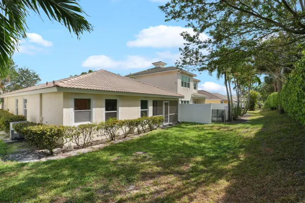 $3,200 | 6791 Lantern Key Drive, Lake Worth, FL 33463