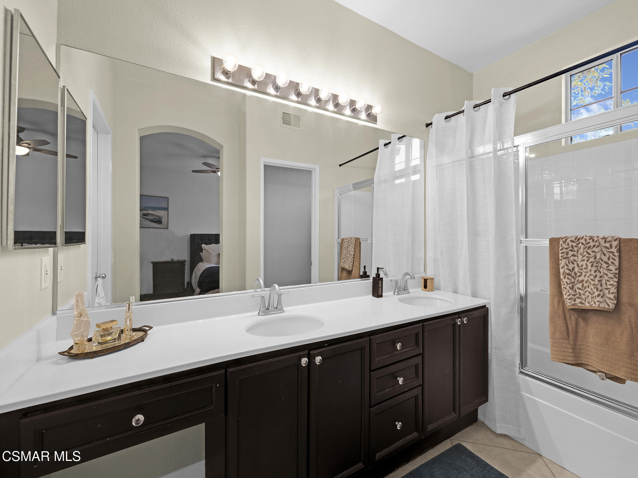293 Springmist Lane Simi Valley, CA 93065 - Photo 27 of 50 a bathroom with a sink double vanity and a mirror