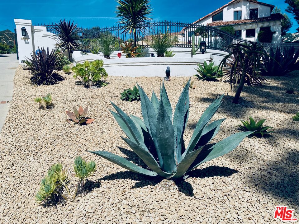 2266 Cold Canyon Road Calabasas, CA 91302 - Photo 2 of 35