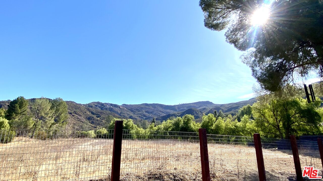 2266 Cold Canyon Road Calabasas, CA 91302 - Photo 31 of 35