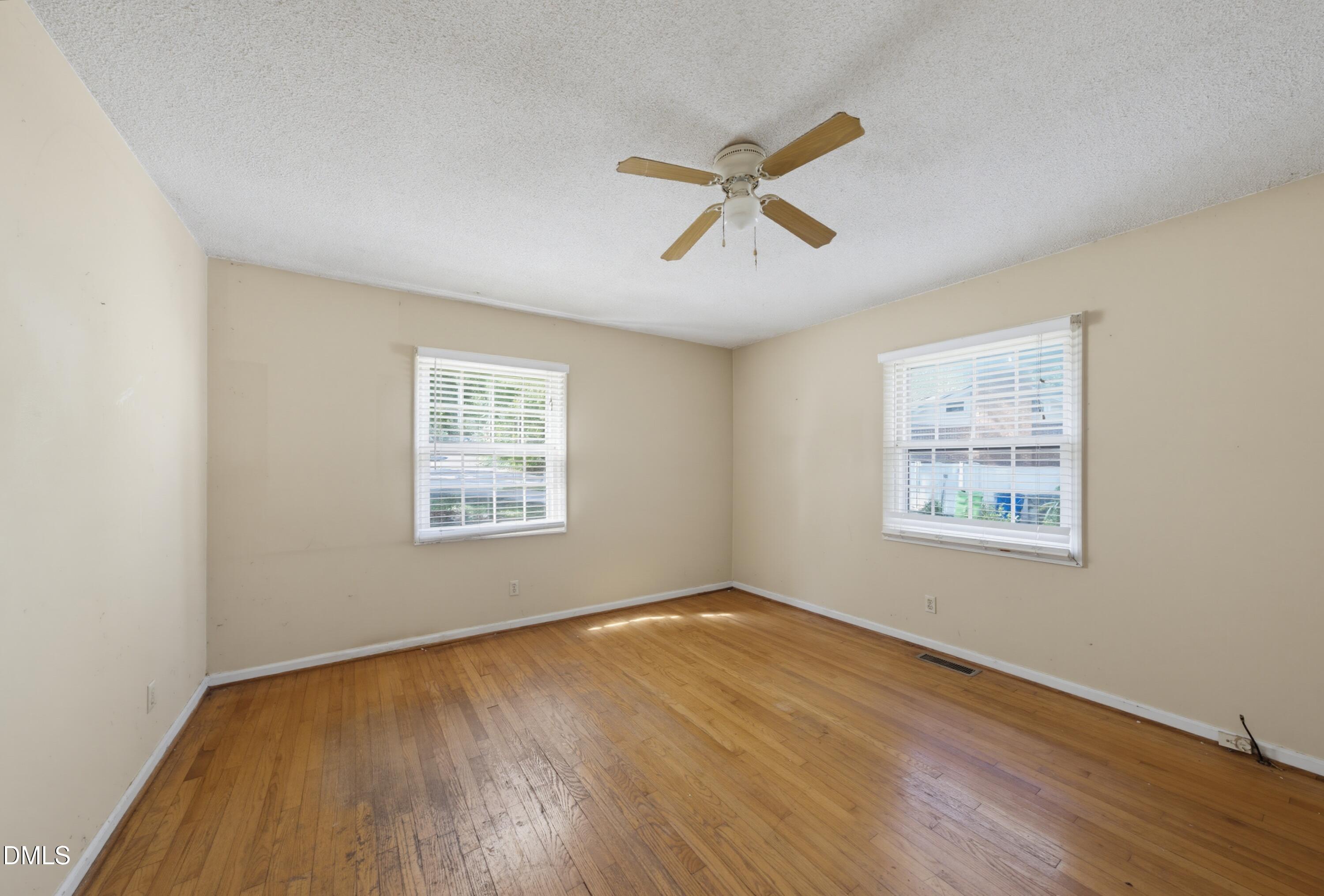 5209 Cabin Place Raleigh, NC 27609 - Photo 18 of 31 DSC03431