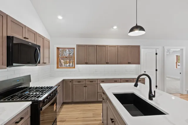 $724,900 | 466 13th Avenue, Nekoosa, WI 54457