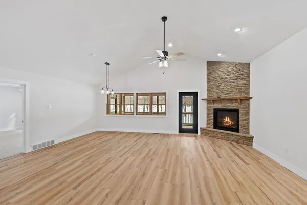 $724,900 | 466 13th Avenue, Nekoosa, WI 54457