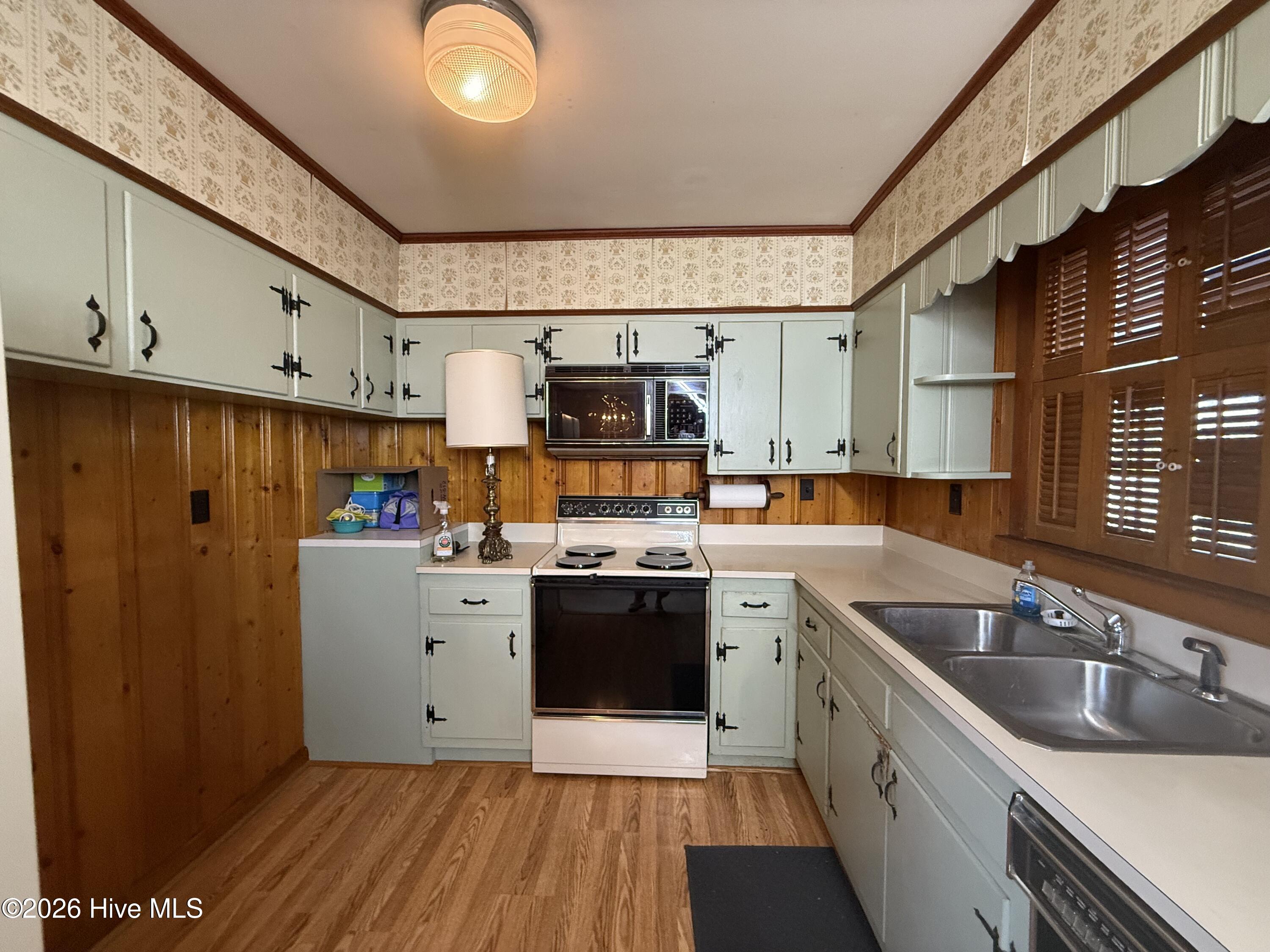 703 Underwood Street Clinton, NC 28328 - Photo 3 of 14 IMG_2063