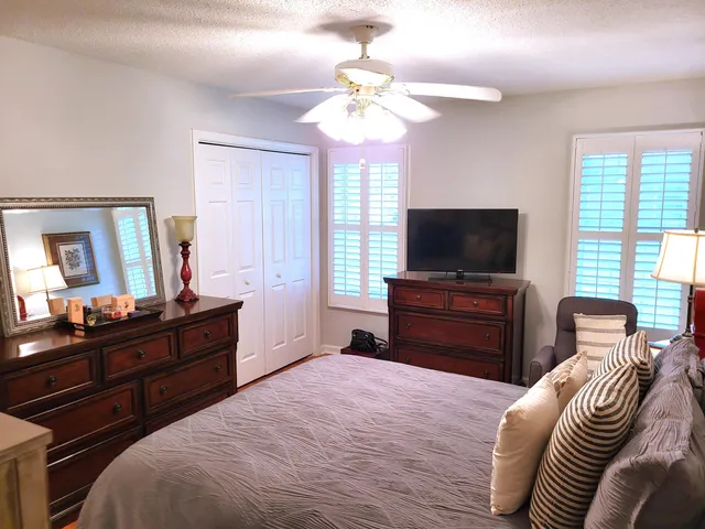 $339,500 | 256 Ridge Lake Drive, Manning, SC 29102