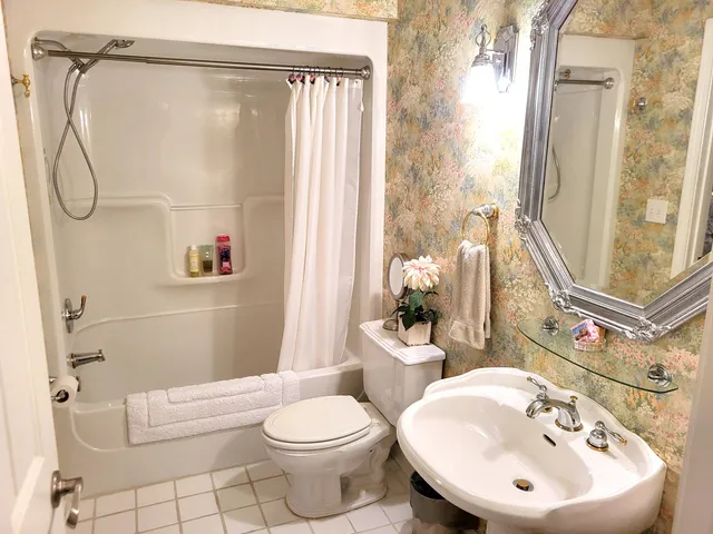 $339,500 | 256 Ridge Lake Drive, Manning, SC 29102