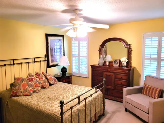 $339,500 | 256 Ridge Lake Drive, Manning, SC 29102