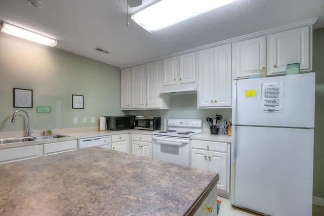 $339,500 | 256 Ridge Lake Drive, Manning, SC 29102