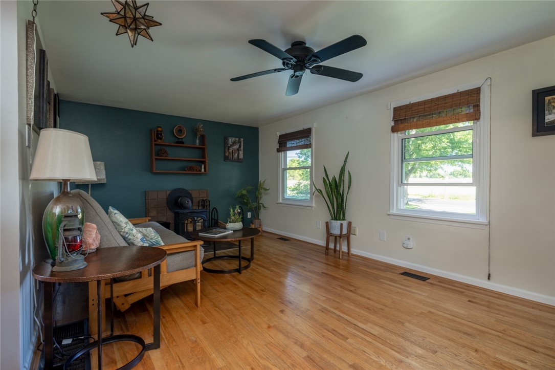 962 Martin Road Henrietta, NY 14586 - Photo 5 of 50