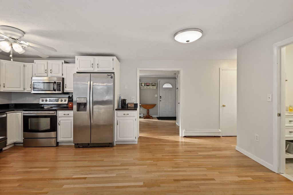 42 West Shore Road Holbrook, MA 02343 - Photo 12 of 42