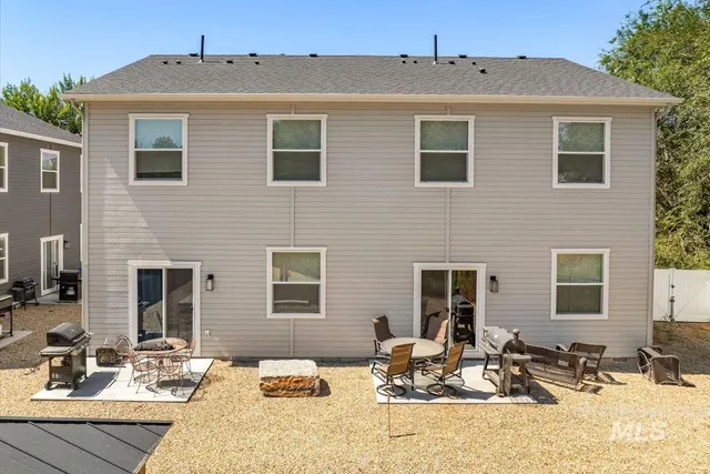 $599,900 | 302-304 North 7th Street, Parma, ID 83660