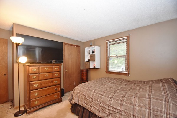 61 Barker Hill Road Townsend, MA 01469 - Photo 10 of 16 Gallery Image 10