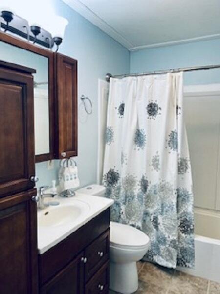1424 Olmstead Road Kalamazoo, MI 49048 - Photo 7 of 15 bathroom 1