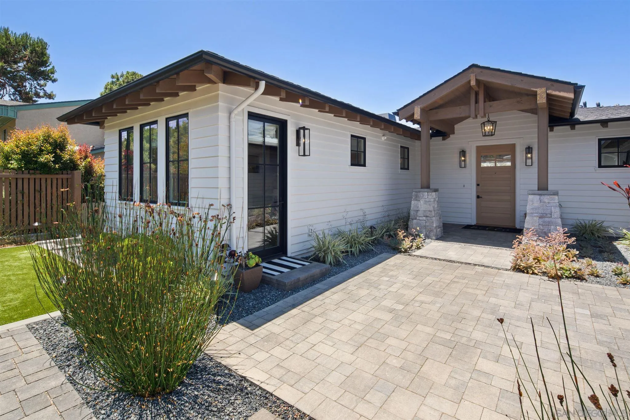 425 South Rios Avenue Solana Beach, CA 92075 - Photo 31 of 50 a front view of a house with garden