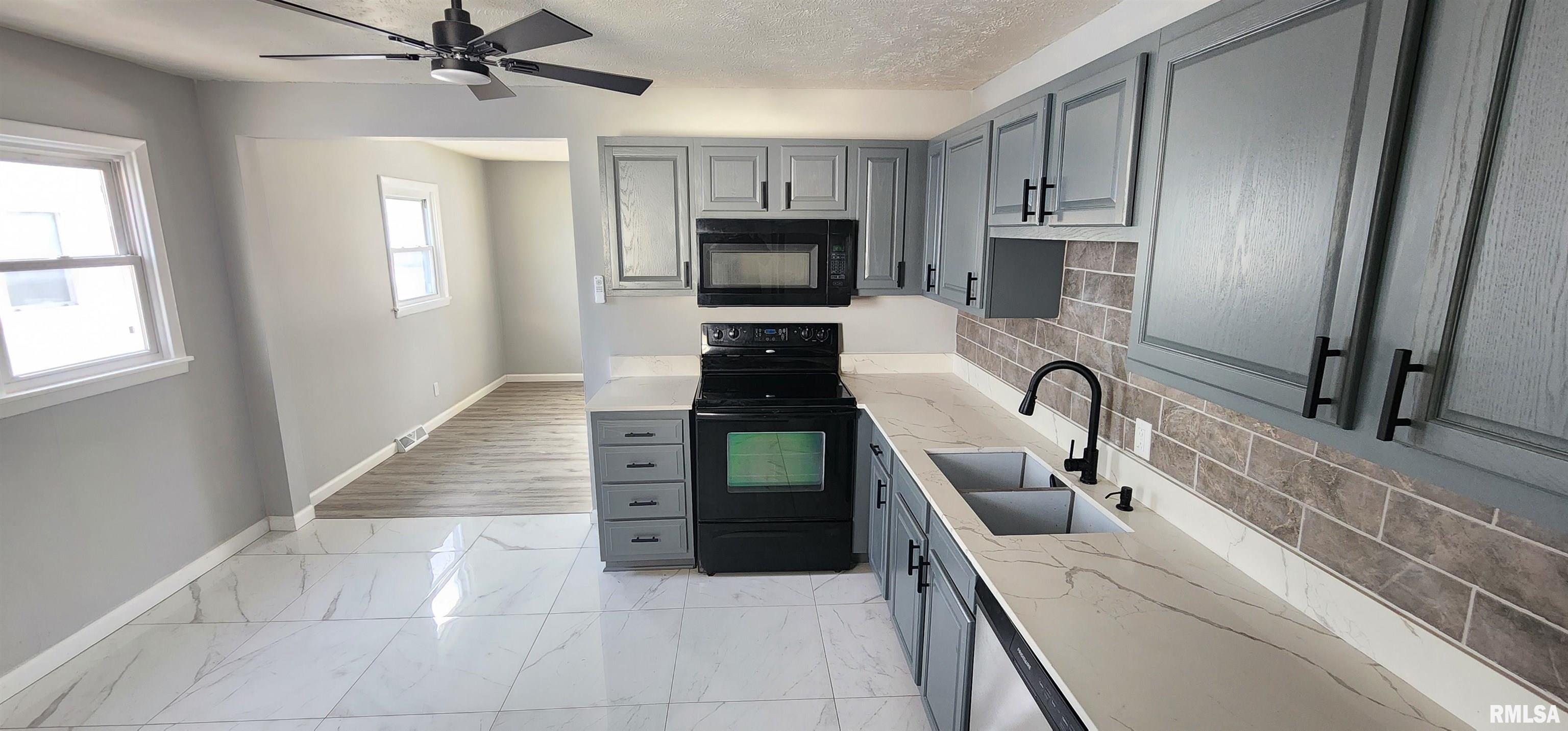 2165 East Converse Street Springfield, IL 62702 - Photo 12 of 31